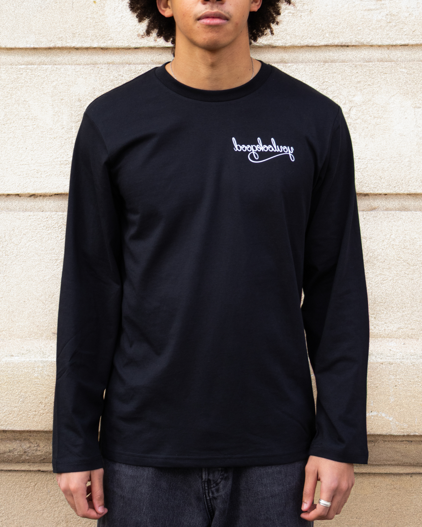 Long sleeve black t-shirt - Reflect Yourself