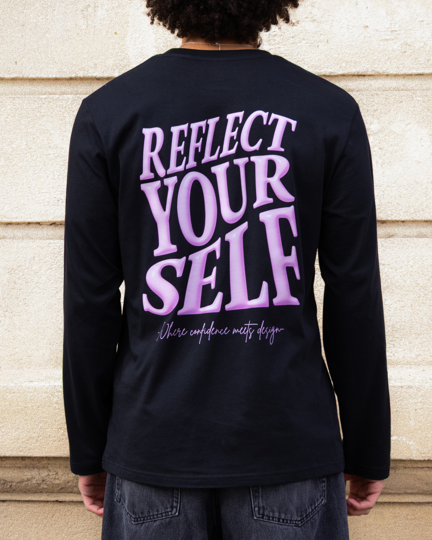 Long sleeve black t-shirt - Reflect Yourself